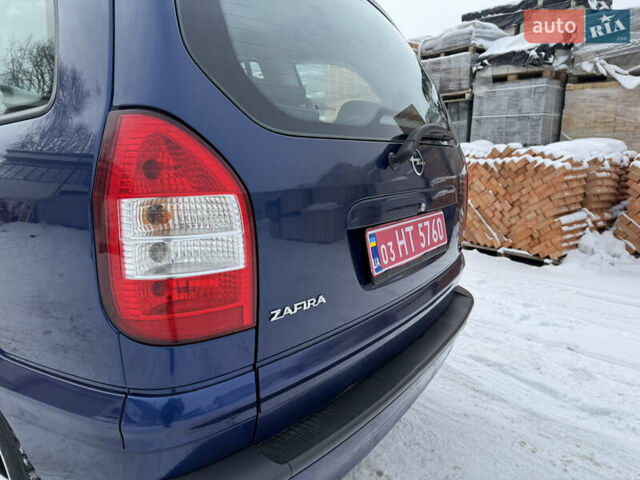 Синій Опель Зафіра, об'ємом двигуна 1.8 л та пробігом 267 тис. км за 5100 $, фото 15 на Automoto.ua