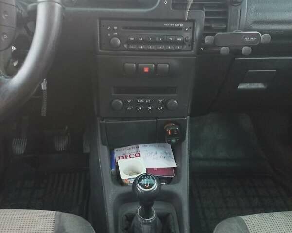 Синий Опель Зафира, объемом двигателя 1.8 л и пробегом 260 тыс. км за 4500 $, фото 3 на Automoto.ua