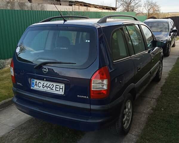 Синий Опель Зафира, объемом двигателя 1.8 л и пробегом 250 тыс. км за 4000 $, фото 2 на Automoto.ua
