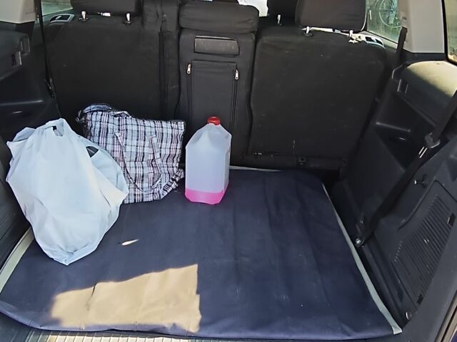 Синий Опель Зафира, объемом двигателя 1.9 л и пробегом 297 тыс. км за 5200 $, фото 7 на Automoto.ua