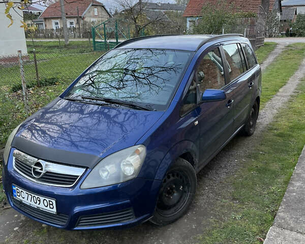 Синий Опель Зафира, объемом двигателя 1.6 л и пробегом 224 тыс. км за 5500 $, фото 3 на Automoto.ua