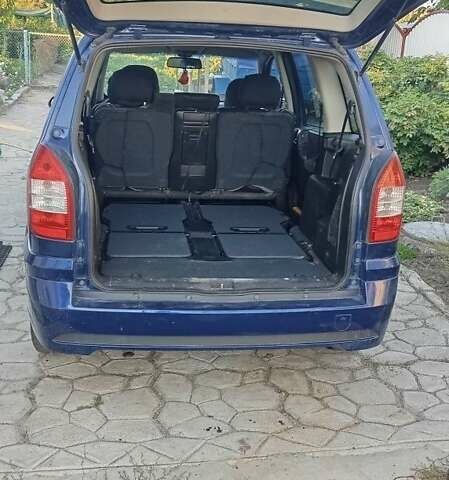 Синий Опель Зафира, объемом двигателя 1.8 л и пробегом 263 тыс. км за 4600 $, фото 2 на Automoto.ua