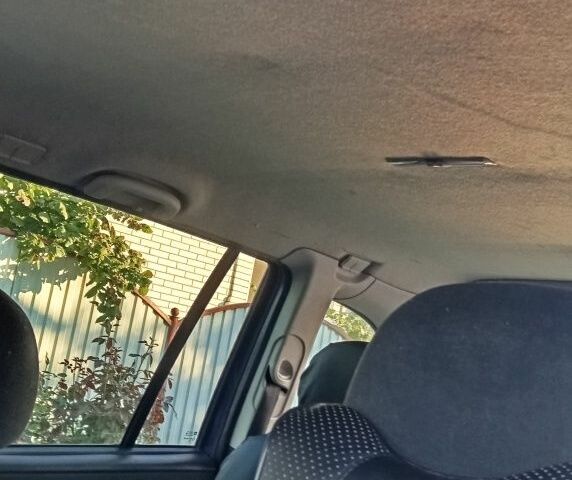 Синий Опель Зафира, объемом двигателя 1.8 л и пробегом 263 тыс. км за 4600 $, фото 8 на Automoto.ua