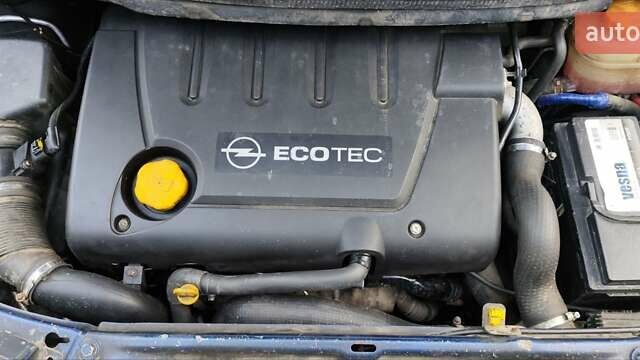 Опель Зафіра 2005 у Новоукраинке на Automoto.ua Синій Опель Зафіра, об'ємом двигуна 1.9 л та пробігом 225 тис. км за 4800 $, фото 22 на Automoto.ua