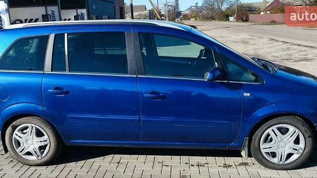 Опель Зафіра 2005 у Новоукраинке на Automoto.ua Синій Опель Зафіра, об'ємом двигуна 1.9 л та пробігом 225 тис. км за 4800 $, фото 24 на Automoto.ua