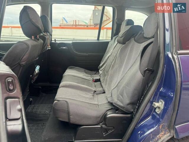 Синий Опель Зафира, объемом двигателя 2 л и пробегом 340 тыс. км за 5490 $, фото 9 на Automoto.ua