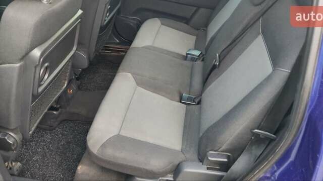 Опель Зафіра 2005 у Новоукраинке на Automoto.ua Синій Опель Зафіра, об'ємом двигуна 1.9 л та пробігом 225 тис. км за 4800 $, фото 16 на Automoto.ua