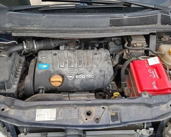 Синий Опель Зафира, объемом двигателя 1.8 л и пробегом 250 тыс. км за 4000 $, фото 15 на Automoto.ua