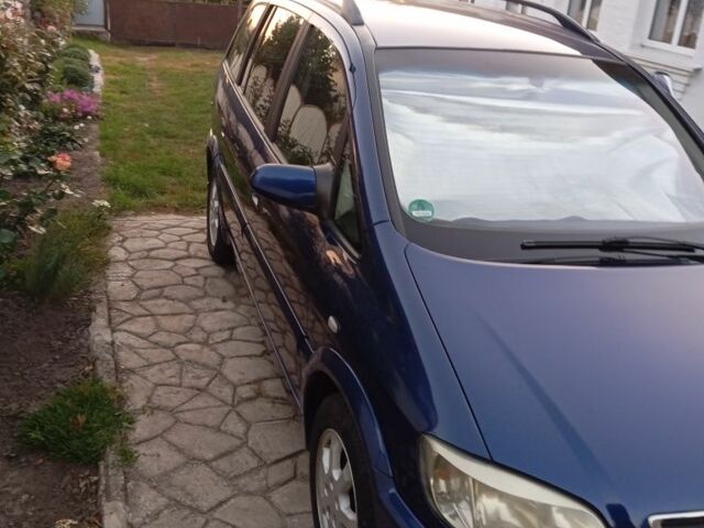 Синий Опель Зафира, объемом двигателя 1.8 л и пробегом 263 тыс. км за 4600 $, фото 9 на Automoto.ua