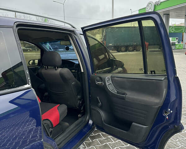 Синий Опель Зафира, объемом двигателя 1.8 л и пробегом 250 тыс. км за 3650 $, фото 10 на Automoto.ua