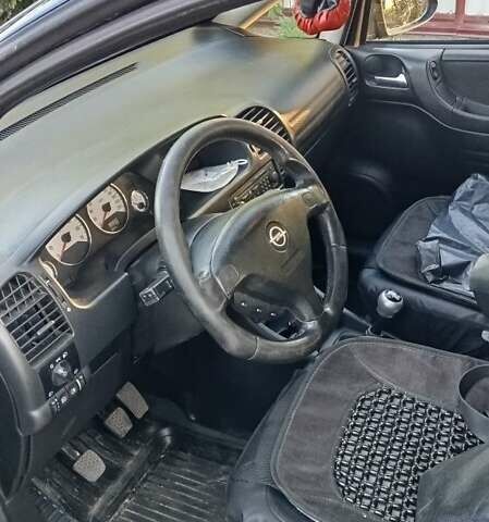 Синий Опель Зафира, объемом двигателя 1.8 л и пробегом 263 тыс. км за 4600 $, фото 4 на Automoto.ua