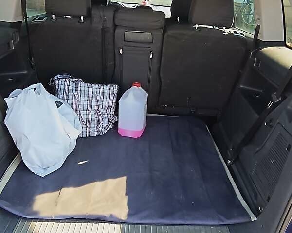 Синий Опель Зафира, объемом двигателя 1.9 л и пробегом 297 тыс. км за 5500 $, фото 6 на Automoto.ua