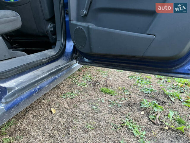 Синий Опель Зафира, объемом двигателя 1.6 л и пробегом 224 тыс. км за 5500 $, фото 8 на Automoto.ua