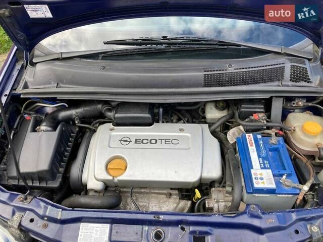 Синий Опель Зафира, объемом двигателя 1.6 л и пробегом 265 тыс. км за 4800 $, фото 5 на Automoto.ua