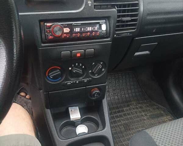 Синій Опель Зафіра, об'ємом двигуна 1.6 л та пробігом 218 тис. км за 3900 $, фото 3 на Automoto.ua