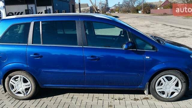 Опель Зафіра 2005 у Новоукраинке на Automoto.ua Синій Опель Зафіра, об'ємом двигуна 1.9 л та пробігом 225 тис. км за 4800 $, фото 68 на Automoto.ua