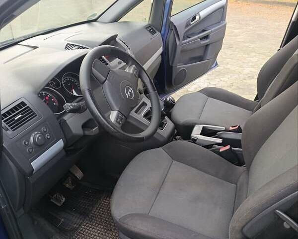 Синій Опель Зафіра, об'ємом двигуна 1.6 л та пробігом 166 тис. км за 5700 $, фото 13 на Automoto.ua