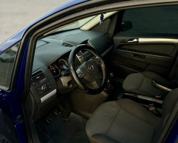 Опель Зафира 2006 в Луцке на Automoto.ua Синий Опель Зафира, объемом двигателя 1.9 л и пробегом 277 тыс. км за 4500 $, фото 20 на Automoto.ua