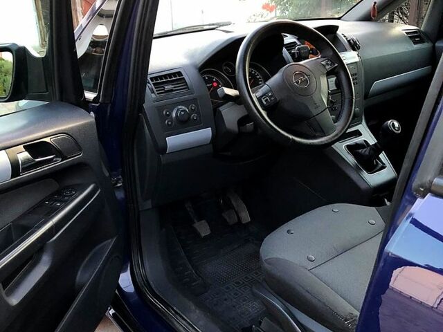 Синій Опель Зафіра, об'ємом двигуна 1.9 л та пробігом 210 тис. км за 5700 $, фото 7 на Automoto.ua