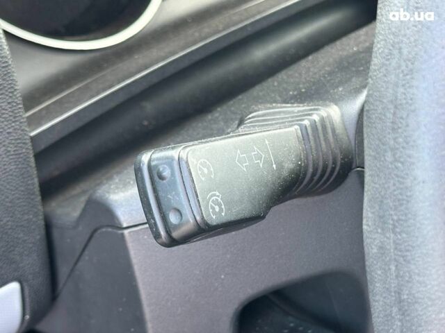 Синий Опель Зафира, объемом двигателя 1.9 л и пробегом 327 тыс. км за 4990 $, фото 18 на Automoto.ua