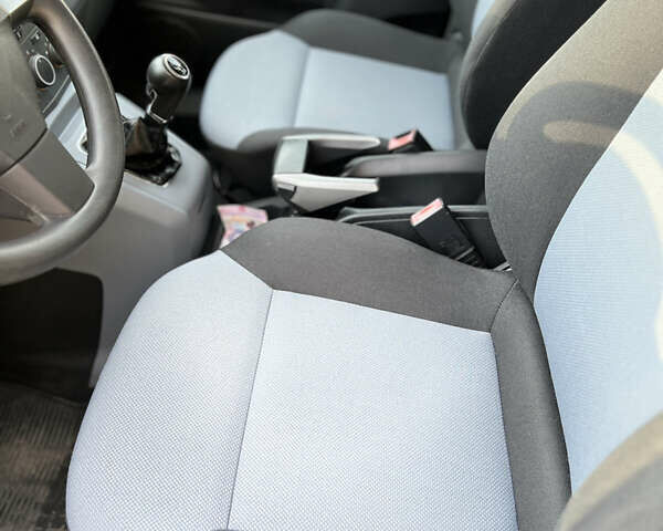 Синий Опель Зафира, объемом двигателя 1.6 л и пробегом 235 тыс. км за 5199 $, фото 22 на Automoto.ua