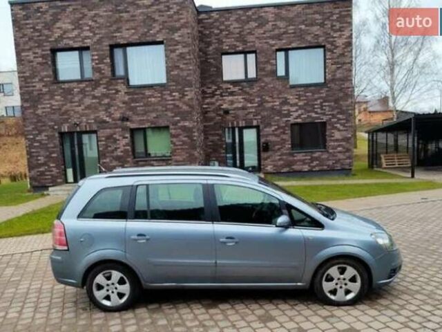 Синій Опель Зафіра, об'ємом двигуна 1.9 л та пробігом 310 тис. км за 3664 $, фото 3 на Automoto.ua