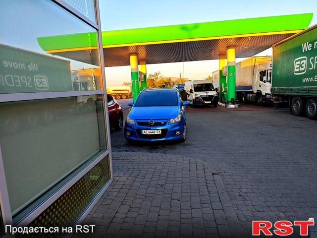 Синий Опель Зафира, объемом двигателя 2 л и пробегом 315 тыс. км за 5500 $, фото 5 на Automoto.ua