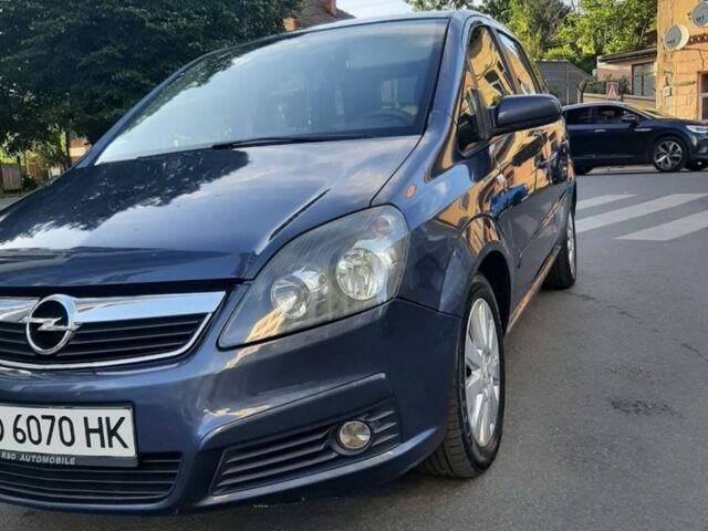 Опель Зафира 2006 в Хусте на Automoto.ua Синий Опель Зафира, объемом двигателя 1.9 л и пробегом 310 тыс. км за 5100 $, фото 4 на Automoto.ua