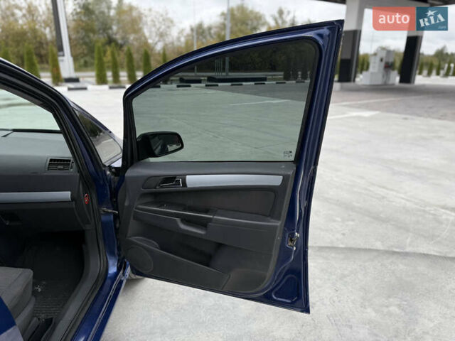 Синій Опель Зафіра, об'ємом двигуна 1.9 л та пробігом 349 тис. км за 4900 $, фото 19 на Automoto.ua