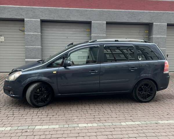 Синий Опель Зафира, объемом двигателя 1.91 л и пробегом 244 тыс. км за 5200 $, фото 2 на Automoto.ua