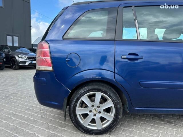 Синий Опель Зафира, объемом двигателя 1.9 л и пробегом 327 тыс. км за 4990 $, фото 9 на Automoto.ua