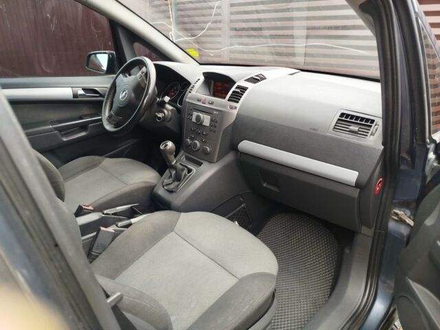 Синій Опель Зафіра, об'ємом двигуна 1.6 л та пробігом 287 тис. км за 3500 $, фото 9 на Automoto.ua