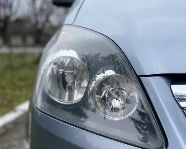 Синий Опель Зафира, объемом двигателя 1.6 л и пробегом 214 тыс. км за 5650 $, фото 6 на Automoto.ua