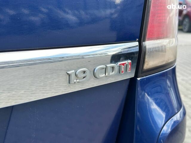Синий Опель Зафира, объемом двигателя 1.9 л и пробегом 327 тыс. км за 4990 $, фото 7 на Automoto.ua