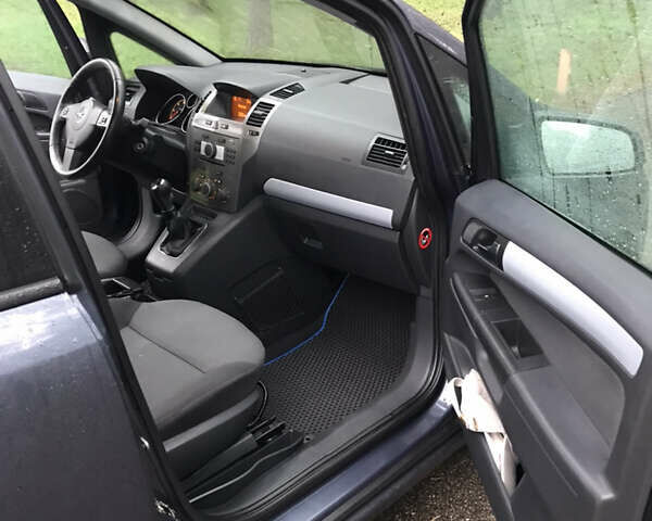 Синій Опель Зафіра, об'ємом двигуна 1.91 л та пробігом 395 тис. км за 4700 $, фото 9 на Automoto.ua