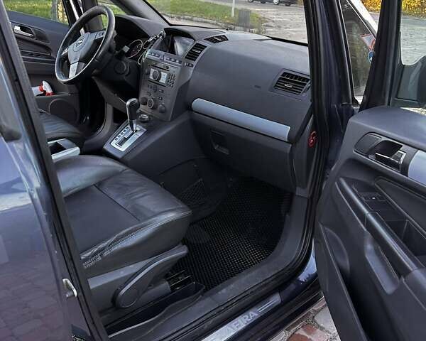 Синий Опель Зафира, объемом двигателя 1.91 л и пробегом 284 тыс. км за 5700 $, фото 11 на Automoto.ua