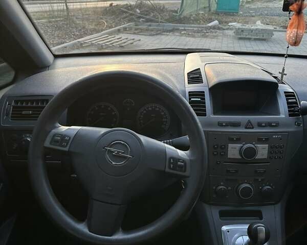 Синій Опель Зафіра, об'ємом двигуна 1.8 л та пробігом 210 тис. км за 5299 $, фото 7 на Automoto.ua