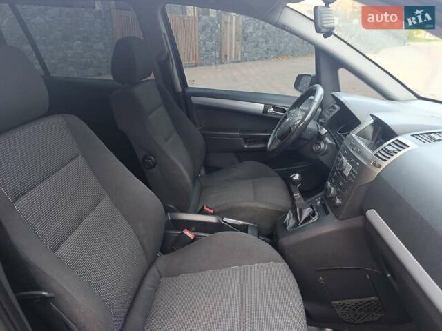 Опель Зафира 2006 в Житомире на Automoto.ua Синий Опель Зафира, объемом двигателя 1.91 л и пробегом 349 тыс. км за 4699 $, фото 13 на Automoto.ua