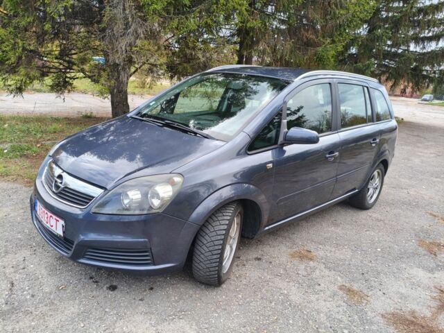 Синий Опель Зафира, объемом двигателя 1.9 л и пробегом 300 тыс. км за 3600 $, фото 6 на Automoto.ua