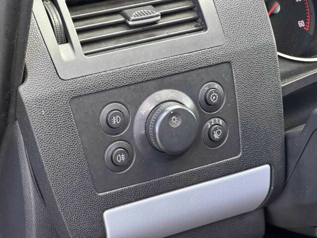 Синий Опель Зафира, объемом двигателя 1.9 л и пробегом 327 тыс. км за 4300 $, фото 17 на Automoto.ua