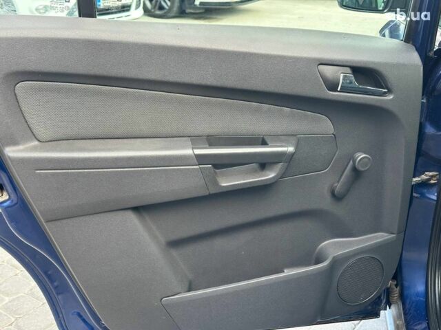 Синий Опель Зафира, объемом двигателя 1.9 л и пробегом 327 тыс. км за 4990 $, фото 22 на Automoto.ua