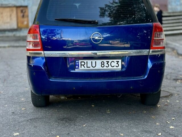 Синій Опель Зафіра, об'ємом двигуна 1.8 л та пробігом 300 тис. км за 1800 $, фото 4 на Automoto.ua