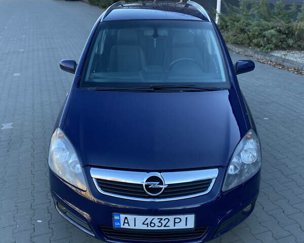 Синий Опель Зафира, объемом двигателя 1.6 л и пробегом 230 тыс. км за 6350 $, фото 2 на Automoto.ua