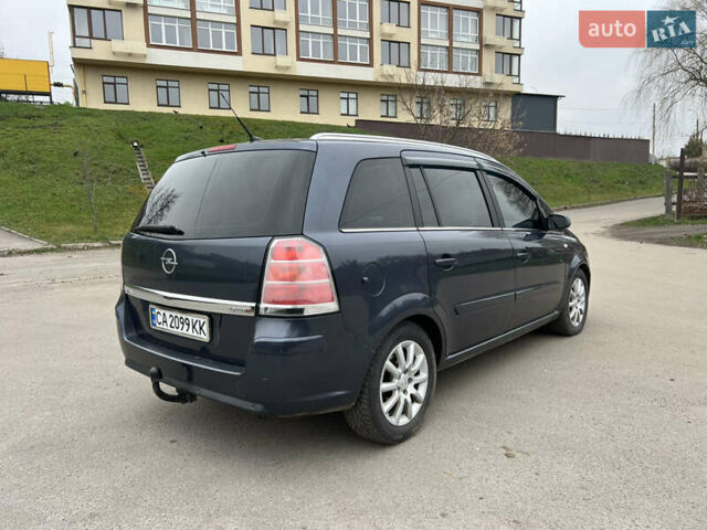 Синій Опель Зафіра, об'ємом двигуна 1.9 л та пробігом 288 тис. км за 7200 $, фото 4 на Automoto.ua