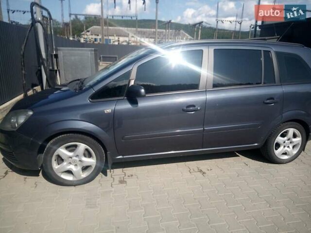 Синій Опель Зафіра, об'ємом двигуна 1.9 л та пробігом 299 тис. км за 5600 $, фото 4 на Automoto.ua