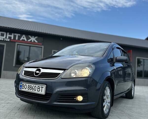Синий Опель Зафира, объемом двигателя 1.8 л и пробегом 265 тыс. км за 6500 $, фото 29 на Automoto.ua