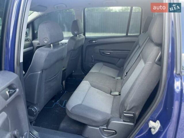 Синій Опель Зафіра, об'ємом двигуна 1.6 л та пробігом 330 тис. км за 4100 $, фото 9 на Automoto.ua