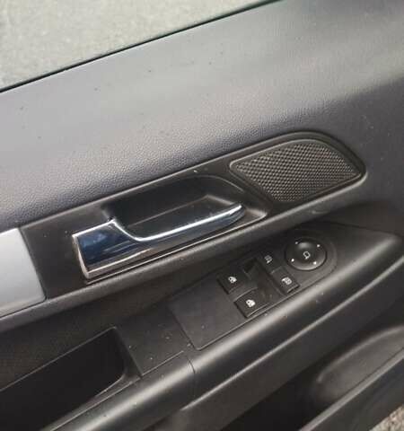 Опель Зафира 2007 в Виннице на Automoto.ua Синий Опель Зафира, объемом двигателя 2.2 л и пробегом 200 тыс. км за 6300 $, фото 2 на Automoto.ua