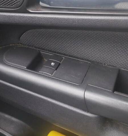 Опель Зафира 2007 в Виннице на Automoto.ua Синий Опель Зафира, объемом двигателя 2.2 л и пробегом 200 тыс. км за 6300 $, фото 4 на Automoto.ua