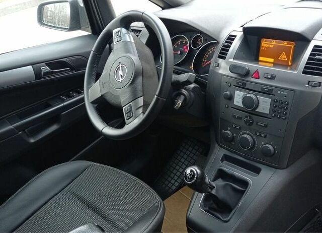 Синій Опель Зафіра, об'ємом двигуна 1.6 л та пробігом 230 тис. км за 6350 $, фото 8 на Automoto.ua